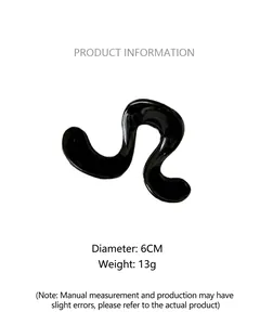 Detaillierte Größenübersicht mit 6cm Durchmesser und 13g Gewicht für diese Haarklammer