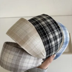 Lot de quatre serre-têtes larges à carreaux en bleu, gris, marron et noir classique