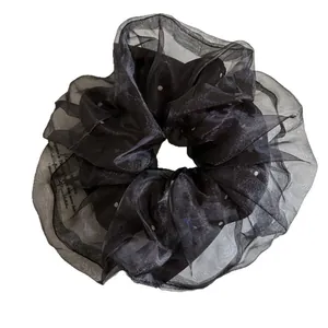 Chouchou élégant en organza noir à pois blancs avec impression de texte stylé