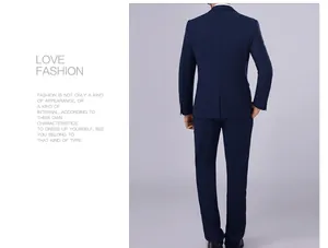 Achteraanzicht van slim fit marineblauw herenkostuum met rugsplit en luxe textuur