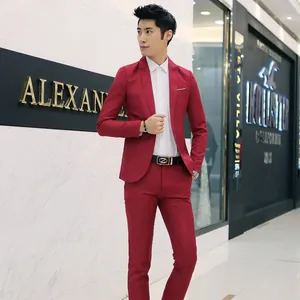 Slim fit burgundy men's suit set with single-breasted jacket and trousers in modern style