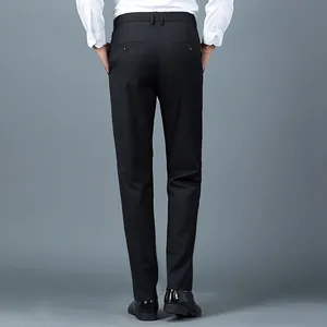 Ανδρικό μαύρο επαγγελματικό παντελόνι slim fit με ίσια γραμμή και πίσω τσέπες
