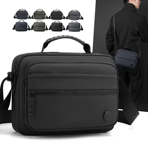 Herren Wasserdichte Nylon Umhängetasche Funktionelle Messenger Bag Multi-Taschen Verstellbarer Gurt Für Sport Radfahren Pendeln Tragegriff