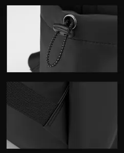 Détails du tissu noir mat imperméable avec fermeture à cordon et sangle renforcée