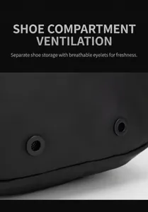 Dettaglio macro dei due fori di ventilazione sullo scomparto scarpe della borsa da viaggio