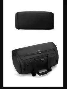 Dettaglio della borsa da viaggio impermeabile nera con logo WEPOWER e porta scarpe