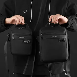 Borse a tracolla business nere in due misure in nylon resistente per uomo