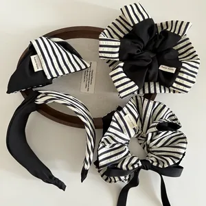 Accessoires Cheveux Rayés Noir et Blanc Style Coréen Choucou en Tissu Serre-tête Pince à Cheveux Fait Main Élégant Décoration