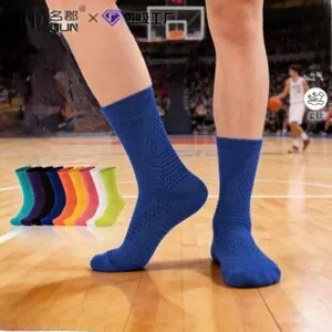 Detail view of thickened towel sole and breathable mesh on pro basketball socks