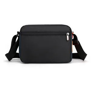 Sac bandoulière imperméable en nylon pour hommes avec poche zippée et coutures colorées