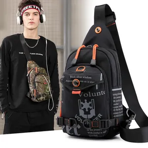 Multifunktionale Herren-Brusttasche in Schwarz und Camo aus strapazierfähigem Nylon