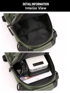 Structure interne du sac de poitrine en nylon imperméable montrant le compartiment principal