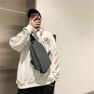 Moderno borsello monospalla grigio scuro da uomo in tessuto nylon impermeabile