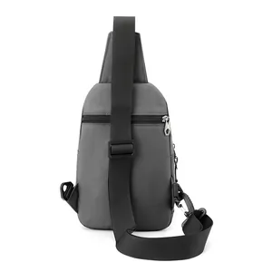 Zaino monospalla grigio da uomo per outdoor con tracolla regolabile in nylon nero
