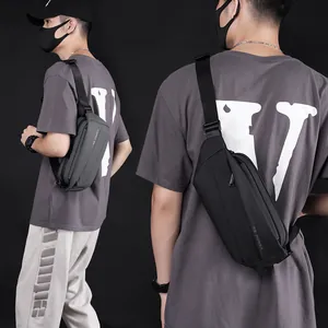 Wasserdichte Herren Brusttasche in Schwarz und Grau mit verstellbarem Sportgurt