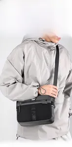 Sac bandoulière homme en nylon imperméable avec impression de lettres WE POWER stylée