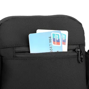 Bolso bandolera para hombre en nailon negro con bolsillo frontal con cremallera para tarjetas