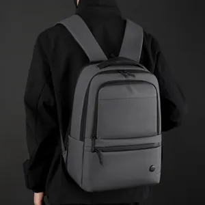 Mochila de negocios gris oscuro expandible para hombre con puerto USB y compartimento PC