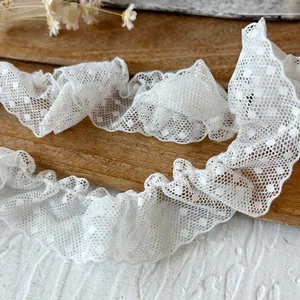 Bordo in pizzo francese bianco a pois per artigianato fai-da-te e accessori per capelli