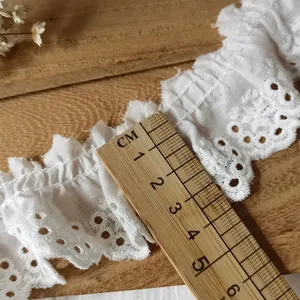Dentelle à œillets plissée blanche de 4 cm pour robes Lolita et travaux de couture
