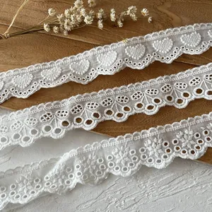 Pizzo di Cotone Bianco Bordo a Festoni Ricamo Nastro Traforato per Cucito Fai da Te Artigianato Accessori Abbigliamento Decorazione