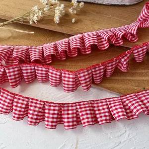 Détail de bordure en dentelle à carreaux rouges de 2,5 cm pour couture DIY et vêtements