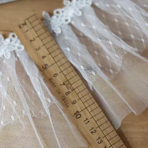 13cm breite weiße plissierte wasserlösliche Spitze mit Punkten für Hochzeitskleid DIY