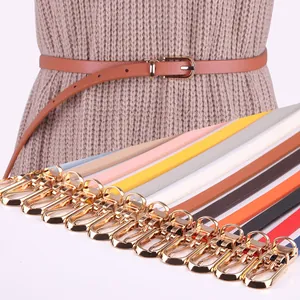 Ceinture Fine en Similicuir pour Femmes Boucle à Ardillon en Alliage Doré Minimaliste Polyvalente Sangle de Taille pour Robes Pulls Accessoires Mode