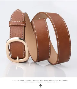 Cintura da donna in pelle marrone con cuciture bianche a contrasto e fibbia dorata