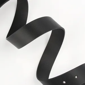 Elegant black leather belt for women with polished square pearl buckle and smooth texture