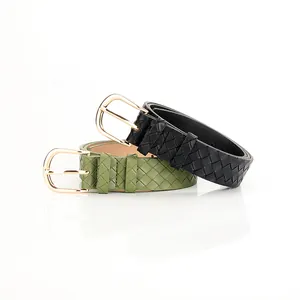 Ceinture tressée pour femme avec boucle dorée en D en noir et vert olive