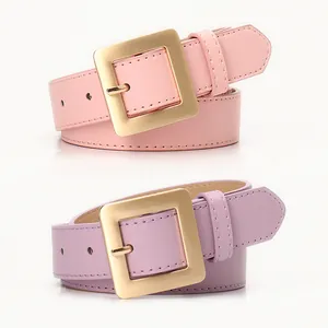 Cinture da donna minimaliste in pelle PU rosa e viola con grandi fibbie quadrate dorate