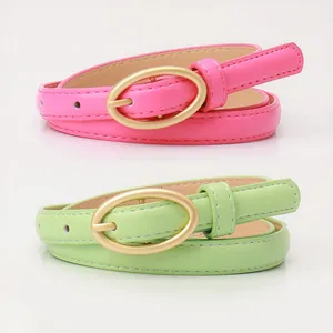 Cinture sottili da donna in colori caramella con fibbie ovali dorate opache
