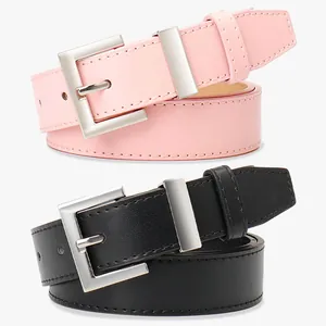 Ceintures élégantes en cuir pour femmes avec boucles carrées en rose et noir