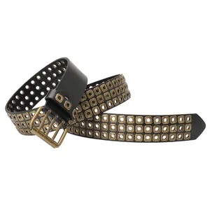Unisex Punk Ledergürtel in Schwarz mit dreireihigen Bronze-Nieten und Doppel-Dornschließe