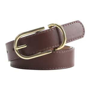 Cintura classica in pelle marrone scuro con fibbia in metallo dorato per jeans donna