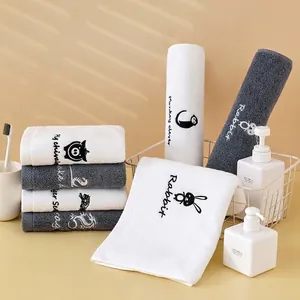 Weiche Baumwolle Bestickte Tierkreiszeichen Handtücher Absorbierend Langstapelige Baumwolle Badezimmer Handtücher Für Den Täglichen Gebrauch