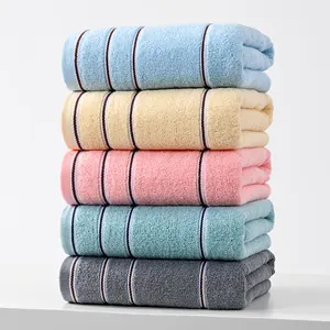 Asciugamani spessi in puro cotone in cinque colori con strisce classiche e trama morbida
