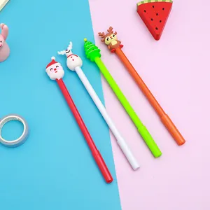 Leuke set van 4 kerstpennen met cartoonfiguren en intrekbare meerkleurige inktpatronen