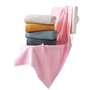 Absorbent pure cotton towel set with geometric diamond texture in various colors