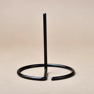 Support de Présentation en Métal Minimaliste Pour Spécimen de Cristal Minéral Base en Améthyste Ornement en Fer Décoration Bureau