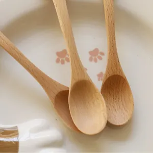 Lot de trois cuillères en bois naturel avec motif patte de chat pour le café