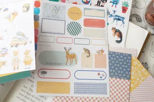 9 fogli di simpatici adesivi con animali per scrapbooking e decorazioni fai-da-te