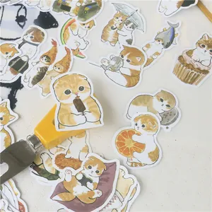 Détails d'autocollants de chats mignons et imperméables avec des motifs de chatons