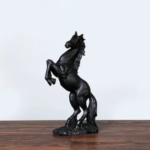 Europees hars standbeeld springend paard mat zwart voor decoratie van bureau kantoor