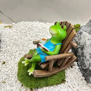 Figurine de grenouille créative sur chaise à bascule en résine pour bureau et jardin