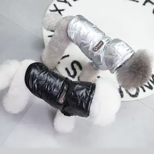 Glänzende wasserdichte Hunde-Steppweste in Silber und Schwarz für Winterwärme