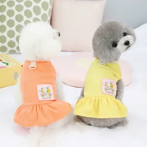 Vestido de verano para perro y gato con hebilla en D y lindo bordado de flores detalle