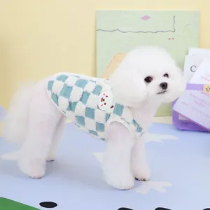 Γαλάζιο καρό γιλέκο fleece για κατοικίδια με σήμα αρκουδάκι για σκύλους και γάτες