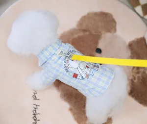Camicia scozzese blu per animali con stampa orso e guinzaglio giallo per cani e gatti
